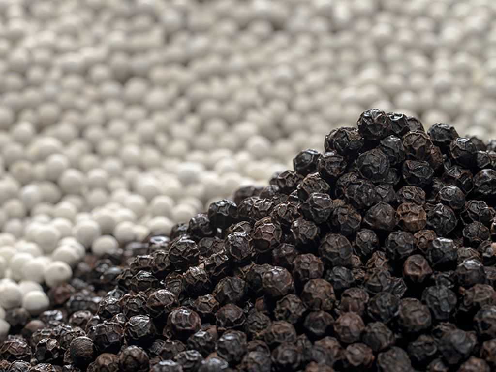 Black & White Pepper
